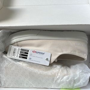 NWT Superga x Theory Solid White Sneakers with Dust Bag